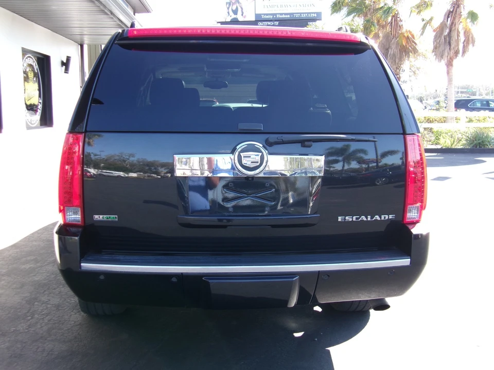 2012 Cadillac Escalade & EXT 3rd Gen - Image 6 of 20