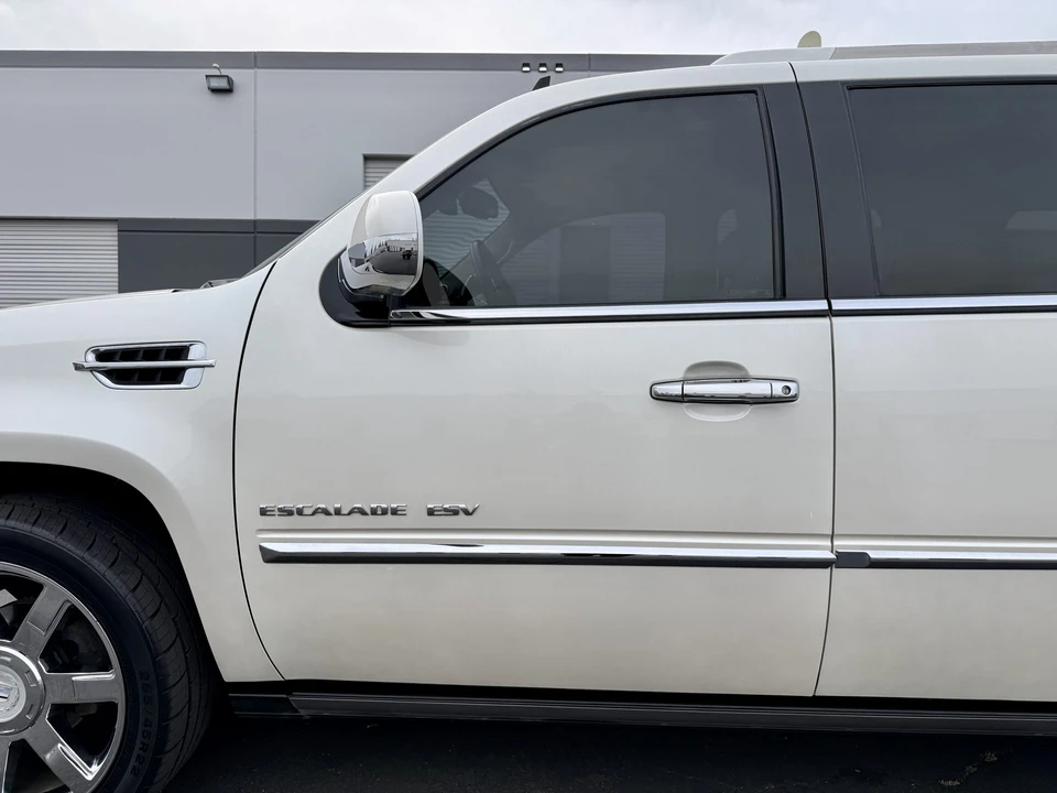 2012 Cadillac Escalade & EXT 3rd Gen - Image 30 of 31