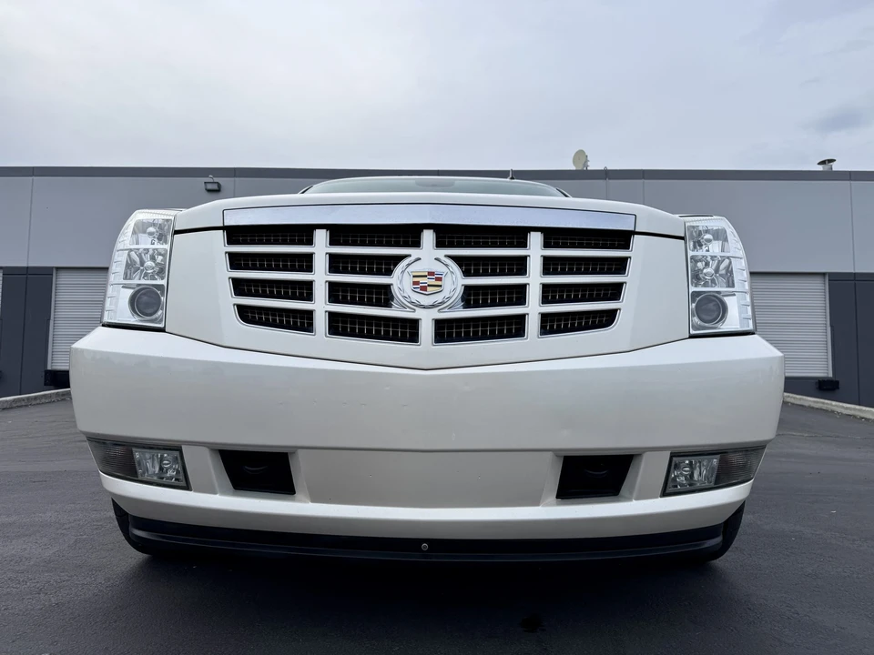2012 Cadillac Escalade & EXT 3rd Gen - Image 21 of 31