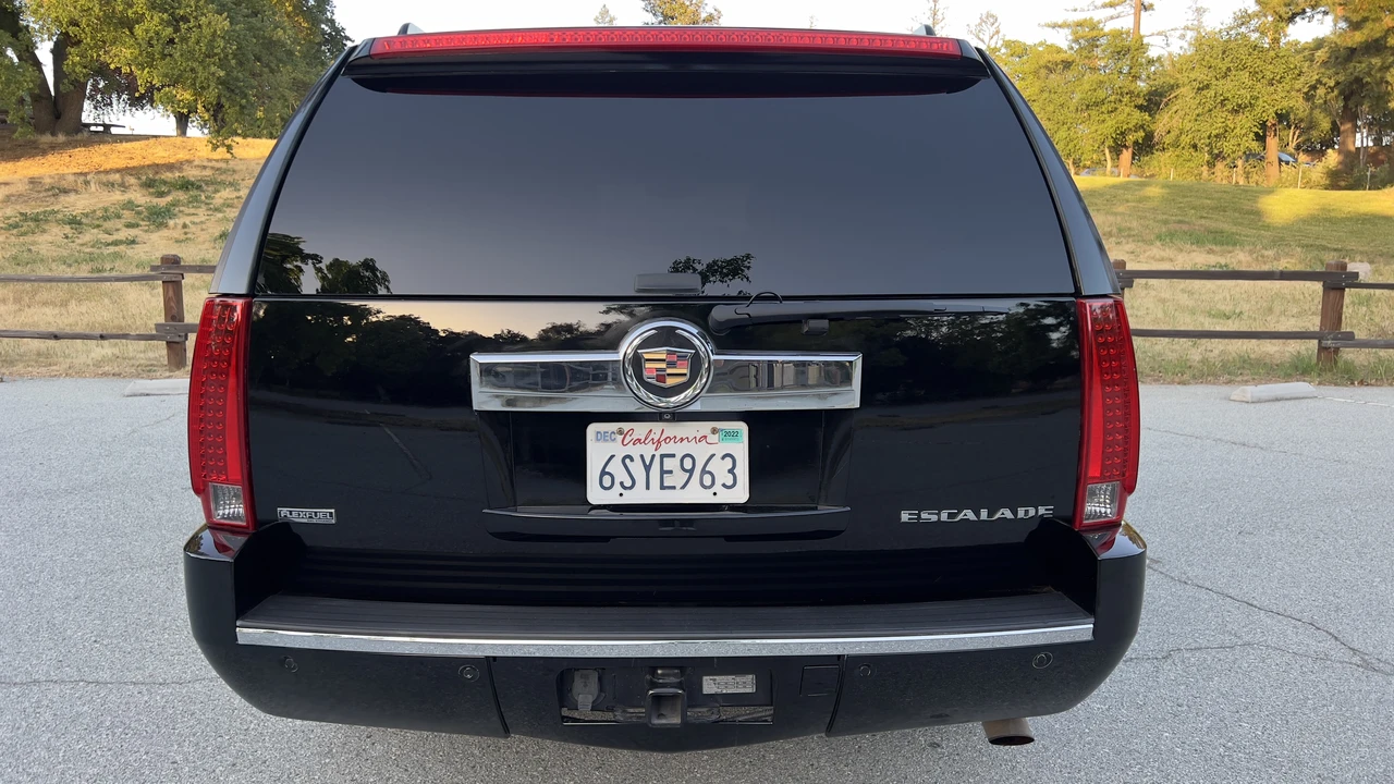 2012 Cadillac Escalade & EXT 3rd Gen - Image 21 of 31