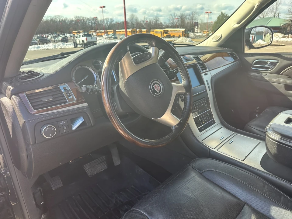 2012 Cadillac Escalade & EXT 3rd Gen - Image 7 of 10