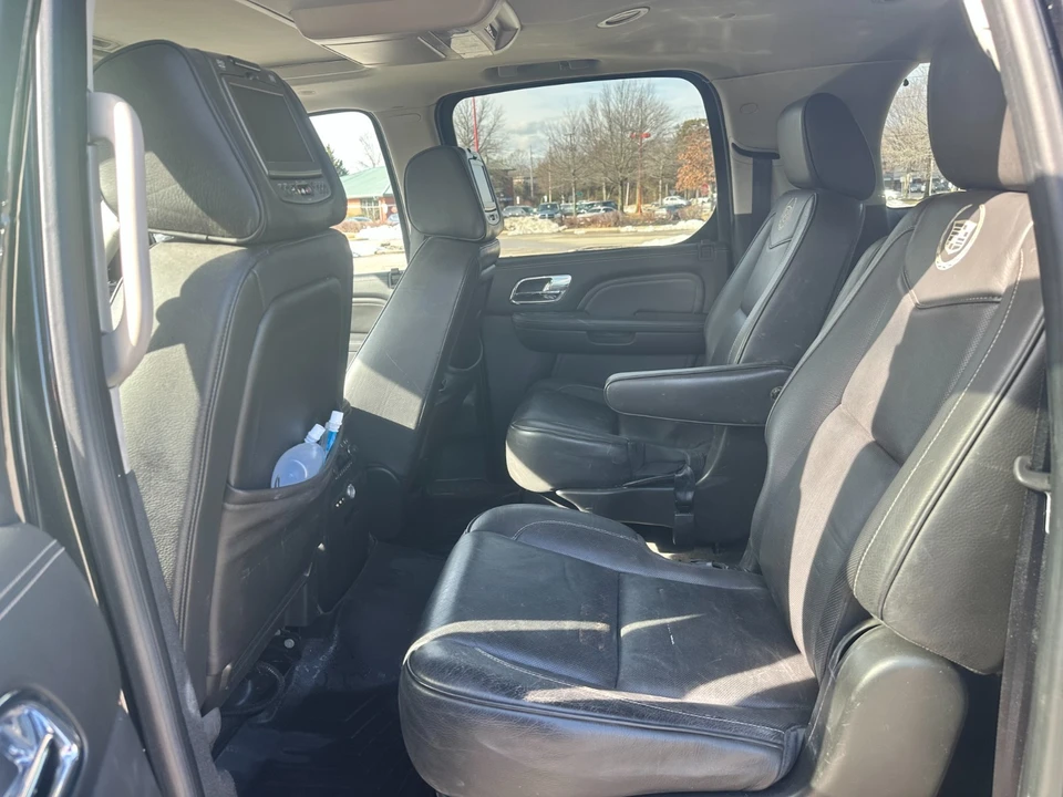 2012 Cadillac Escalade & EXT 3rd Gen - Image 6 of 10