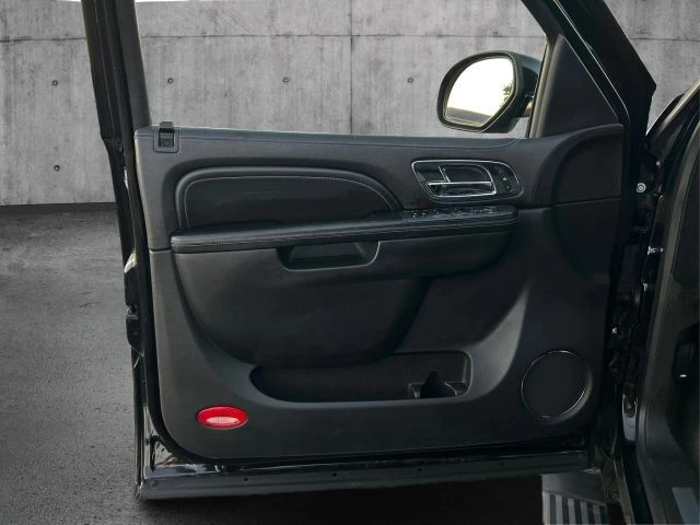 2012 Cadillac Escalade & EXT 3rd Gen - Image 20 of 21