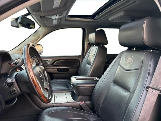 2012 Cadillac Escalade & EXT 3rd Gen - Image 9 of 21