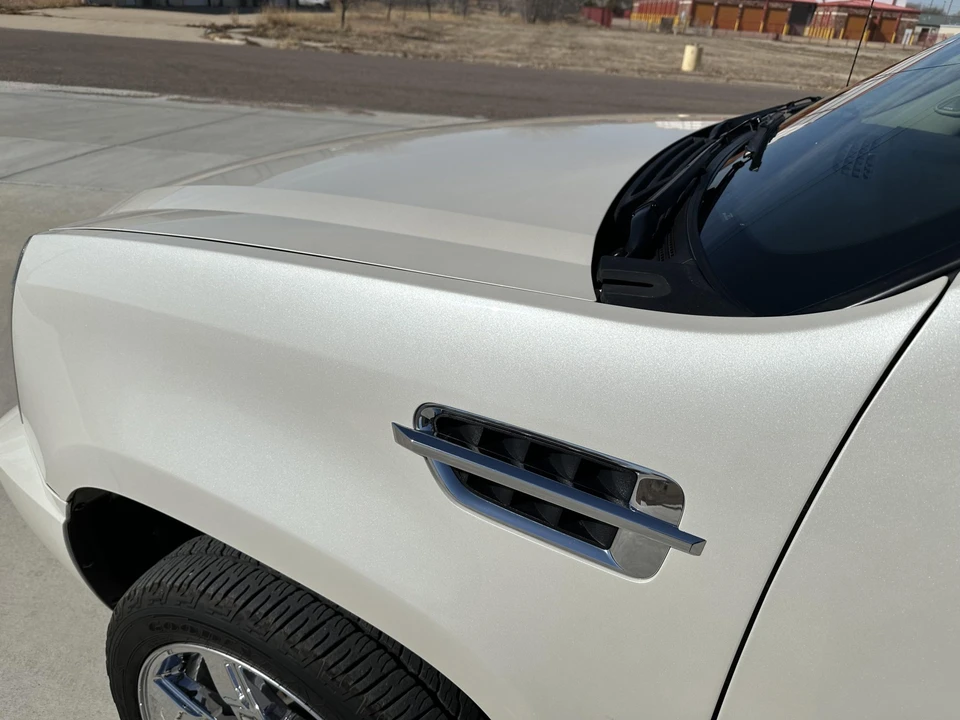 2012 Cadillac Escalade & EXT 3rd Gen - Image 27 of 31