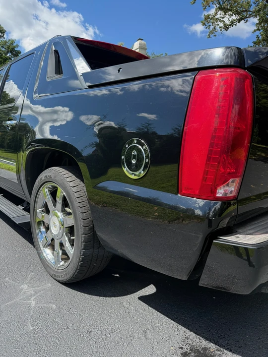 2012 Cadillac Escalade & EXT 3rd Gen - Image 27 of 31