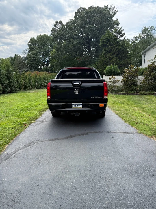 2012 Cadillac Escalade & EXT 3rd Gen - Image 5 of 31