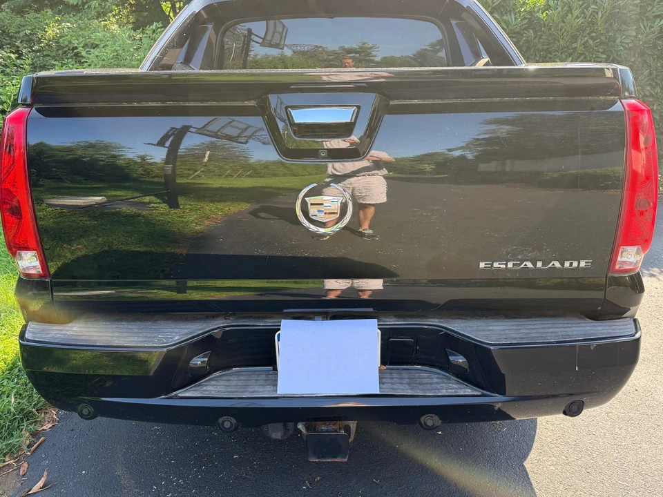 2012 Cadillac Escalade & EXT 3rd Gen - Image 23 of 31