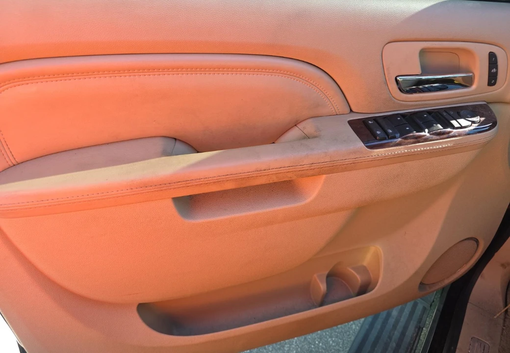 2012 Cadillac Escalade & EXT 3rd Gen - Image 11 of 15