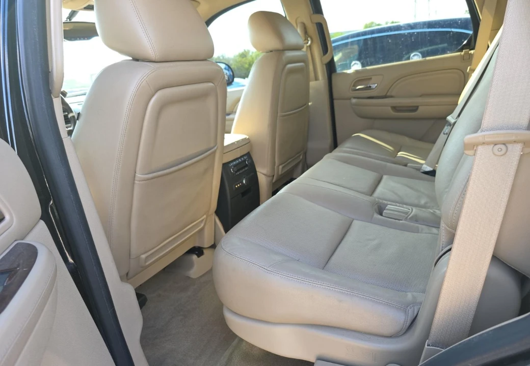 2012 Cadillac Escalade & EXT 3rd Gen - Image 13 of 15