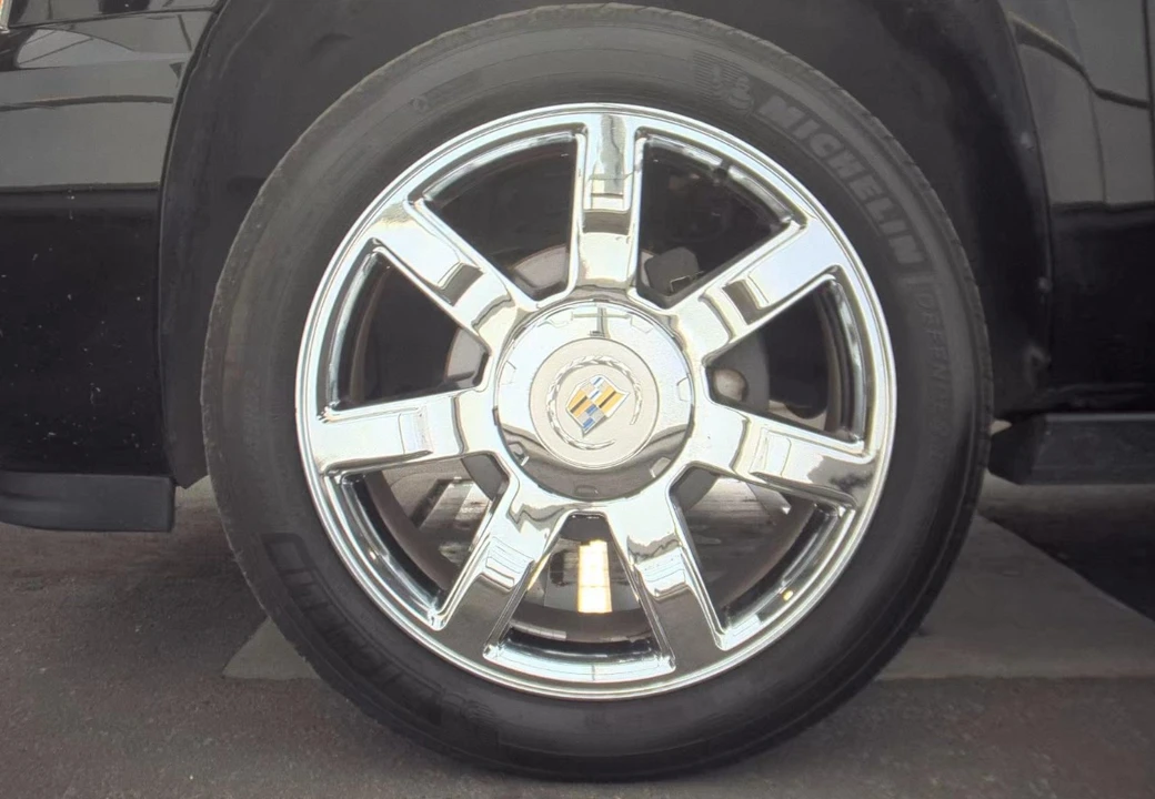 2012 Cadillac Escalade & EXT 3rd Gen - Image 8 of 15