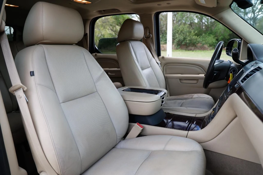 2012 Cadillac Escalade & EXT 3rd Gen - Image 17 of 21