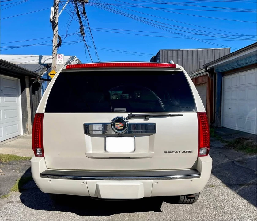2012 Cadillac Escalade & EXT 3rd Gen - Image 4 of 10