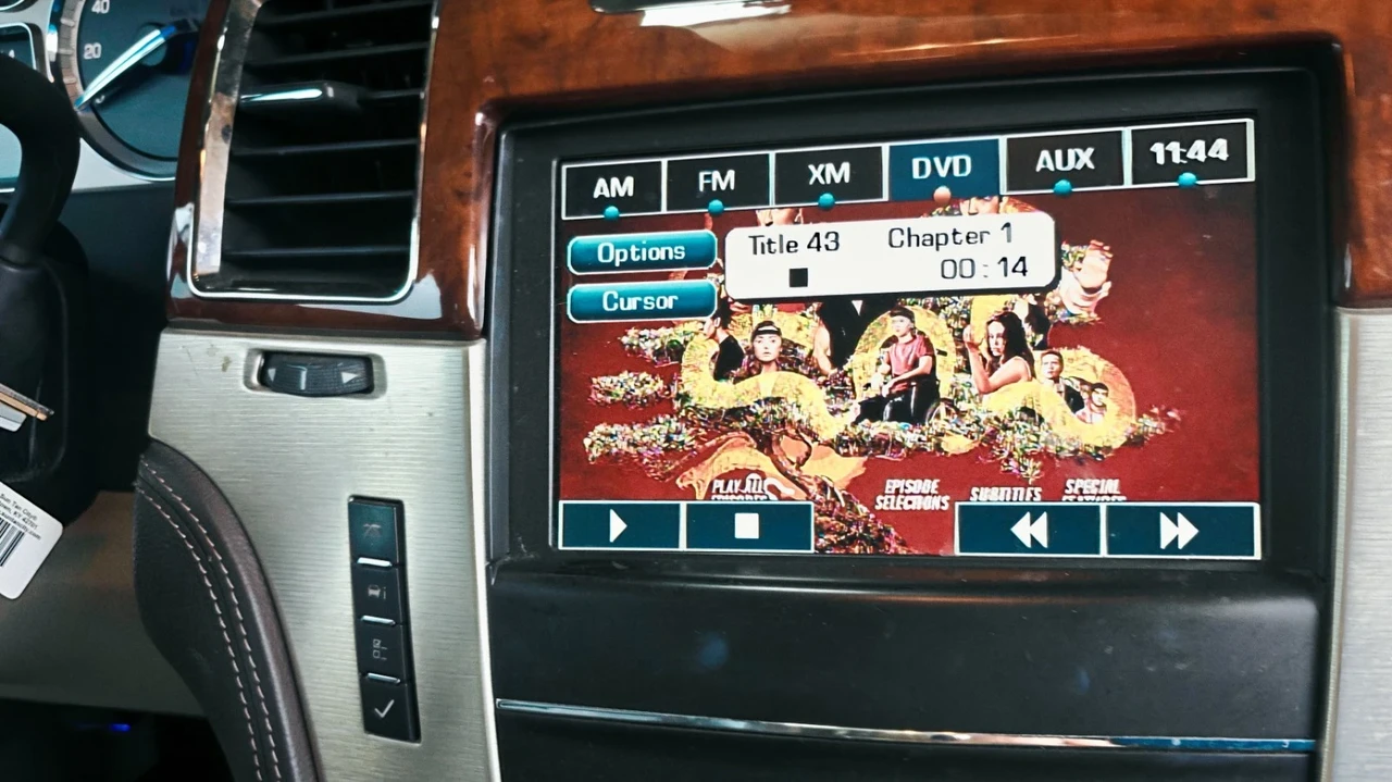 2012 Cadillac Escalade & EXT 3rd Gen - Image 13 of 19