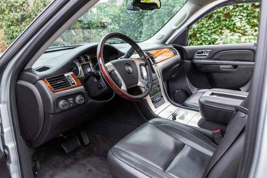 2012 Cadillac Escalade & EXT 3rd Gen - Image 22 of 30