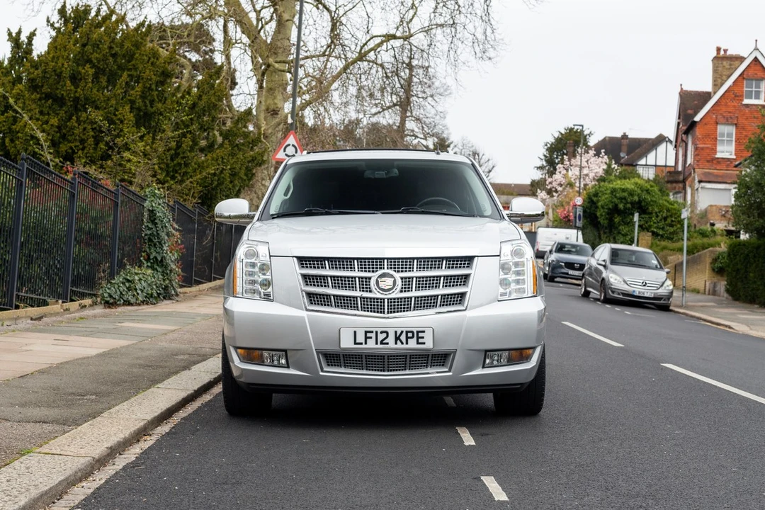 2012 Cadillac Escalade & EXT 3rd Gen - Image 17 of 30
