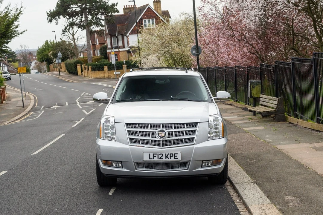 2012 Cadillac Escalade & EXT 3rd Gen - Image 9 of 30