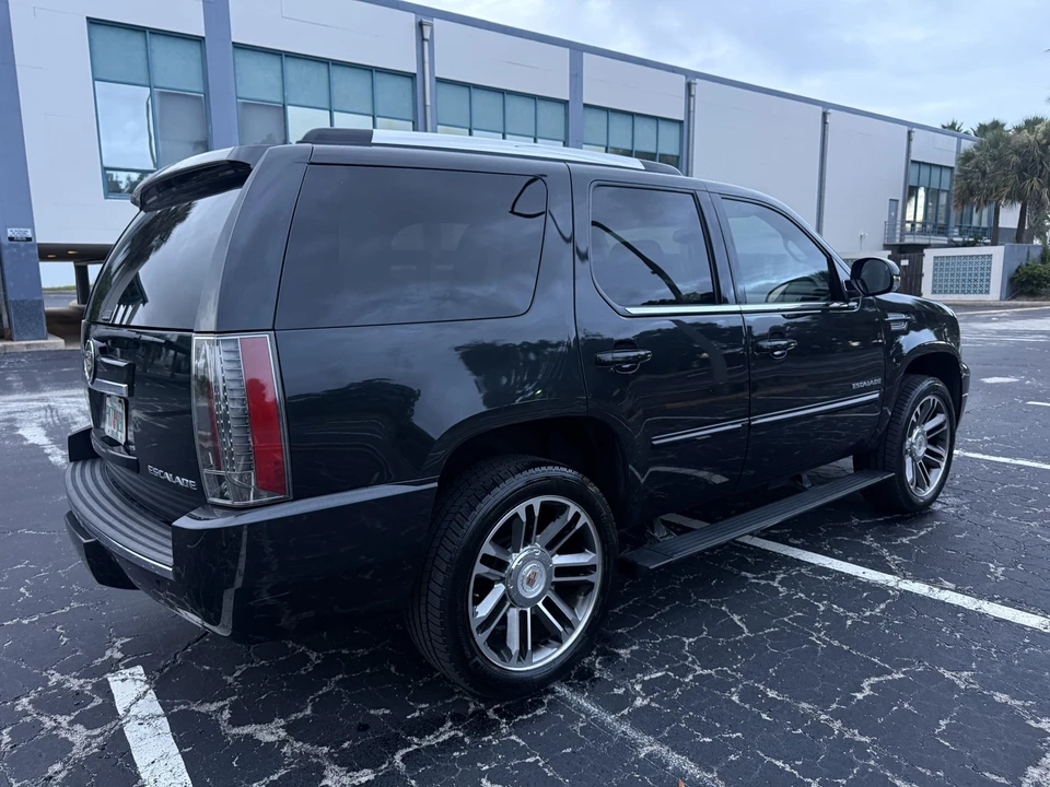 2012 Cadillac Escalade & EXT 3rd Gen - Image 14 of 31