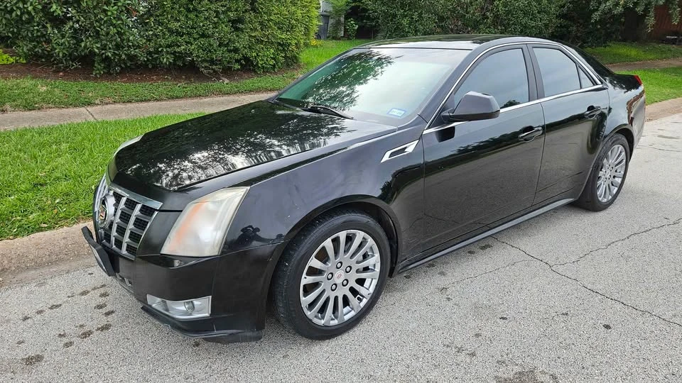 2012 Cadillac CTS-V 2nd Gen - Image 2 of 9