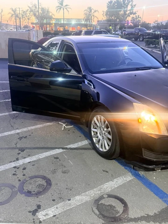 2012 Cadillac CTS 2nd Gen - Image 2 of 12