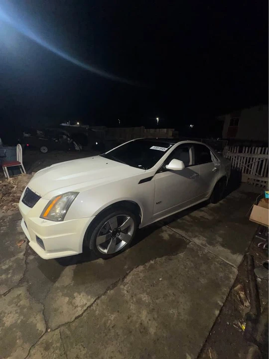 2012 Cadillac CTS-V 2nd Gen - Image 2 of 9