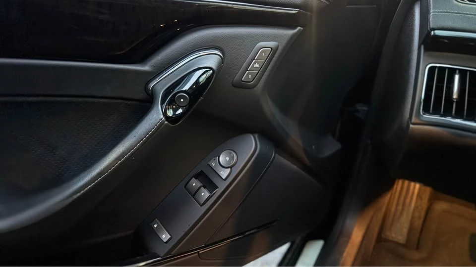 2012 Cadillac CTS-V 2nd Gen - Image 6 of 11