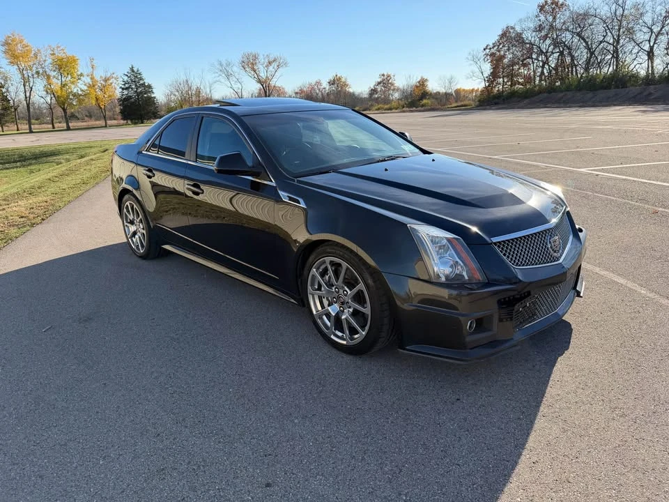 2012 Cadillac CTS-V 2nd Gen - Image 2 of 8