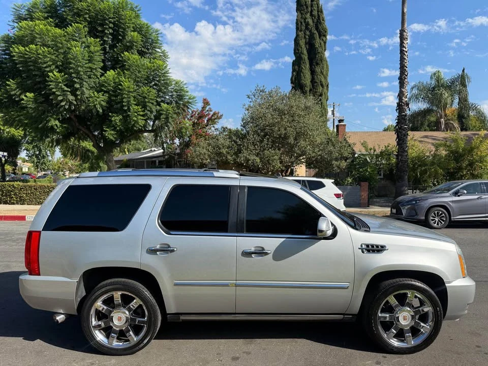 2012 Cadillac Escalade & EXT 3rd Gen - Image 6 of 20