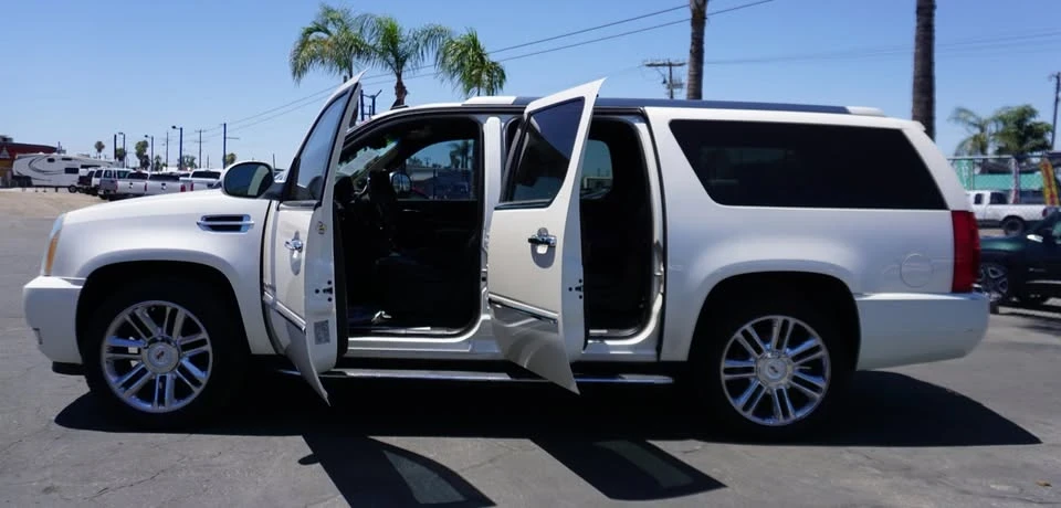 2012 Cadillac Escalade & EXT 3rd Gen - Image 5 of 20