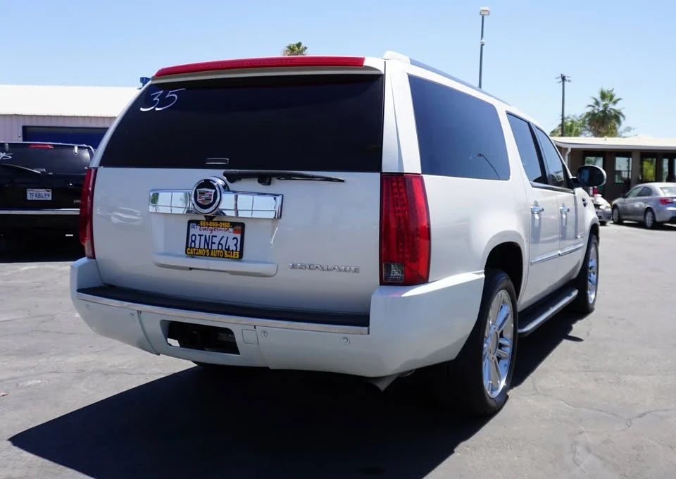 2012 Cadillac Escalade & EXT 3rd Gen - Image 13 of 20