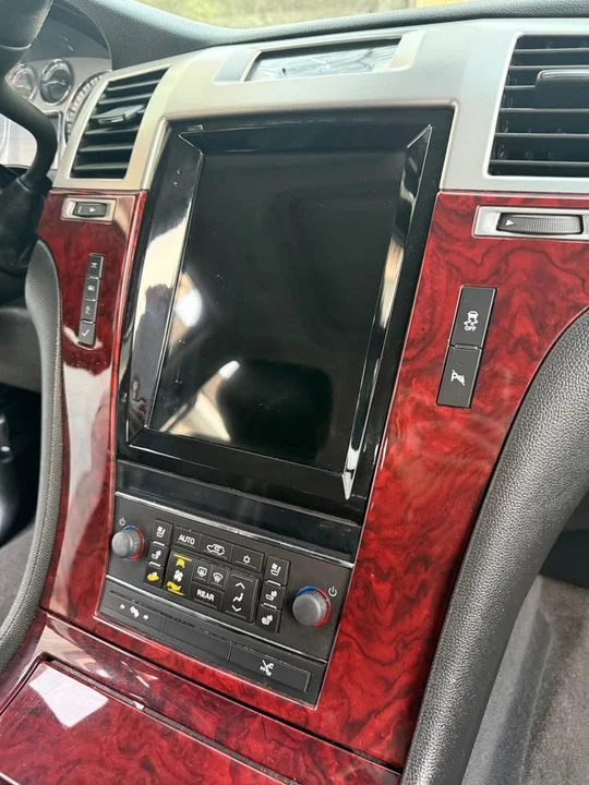 2012 Cadillac Escalade & EXT 3rd Gen - Image 6 of 8