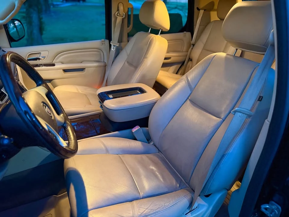 2012 Cadillac Escalade & EXT 3rd Gen - Image 7 of 9