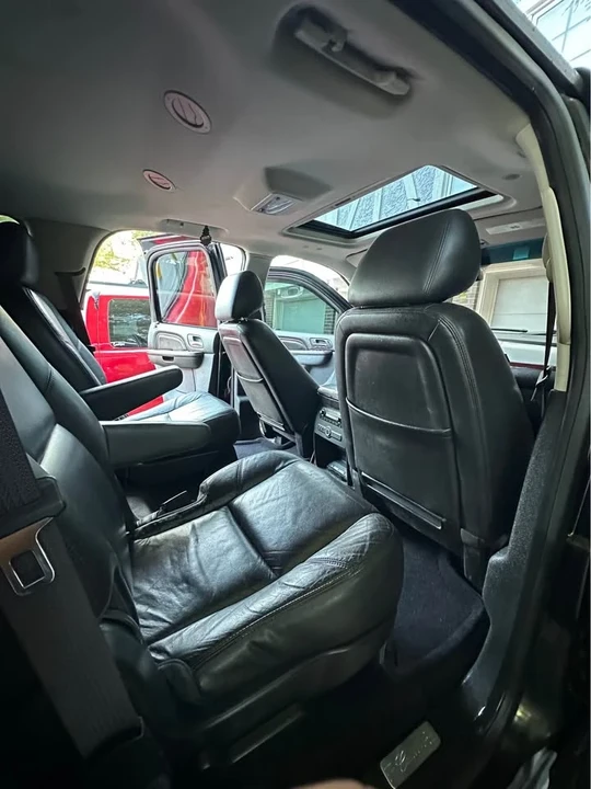2012 Cadillac Escalade & EXT 3rd Gen - Image 12 of 15