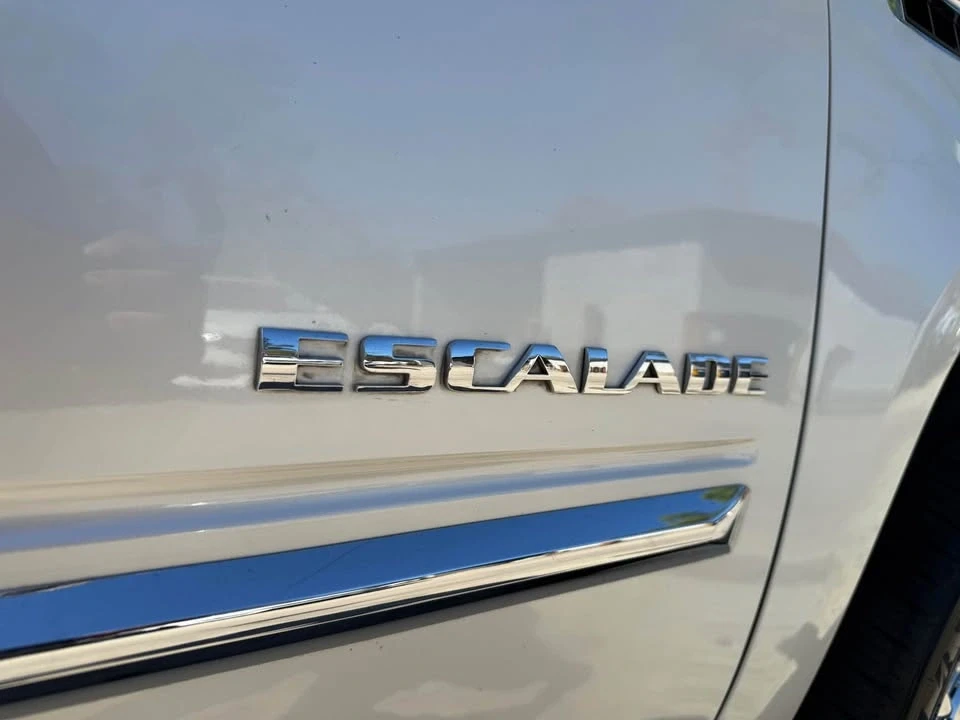 2012 Cadillac Escalade & EXT 3rd Gen - Image 6 of 17
