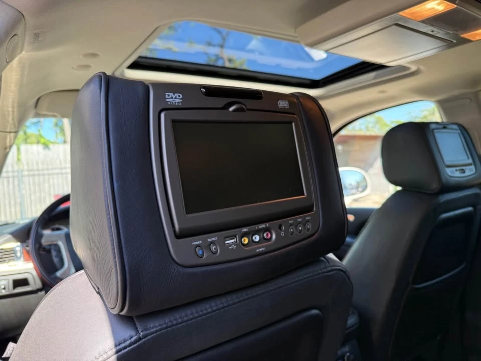 2012 Cadillac Escalade & EXT 3rd Gen - Image 17 of 17