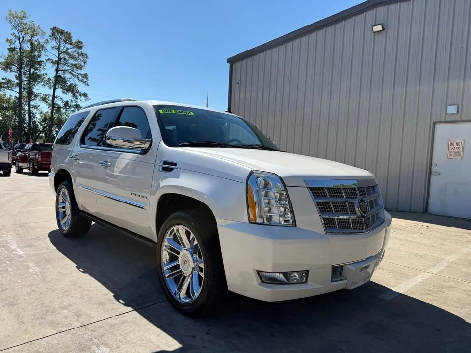 2012 Cadillac Escalade & EXT 3rd Gen - Image 4 of 17