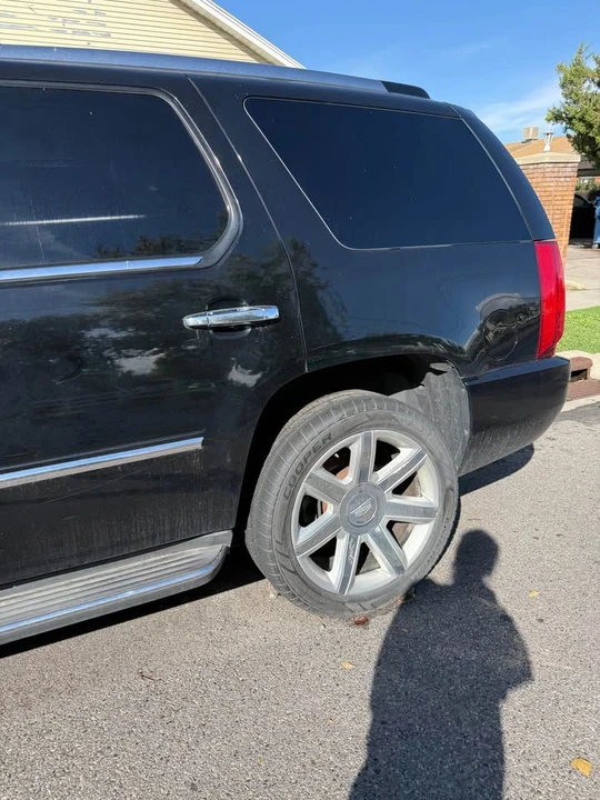 2012 Cadillac Escalade & EXT 3rd Gen - Image 9 of 12