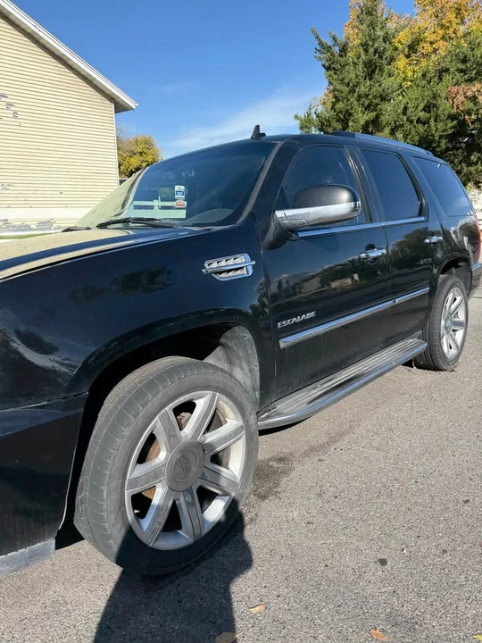 2012 Cadillac Escalade & EXT 3rd Gen - Image 7 of 12