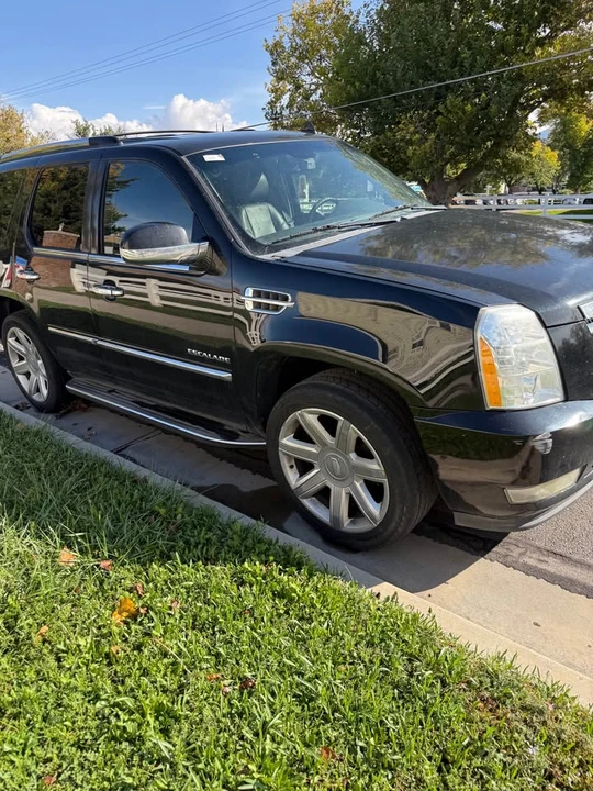 2012 Cadillac Escalade & EXT 3rd Gen - Image 5 of 12