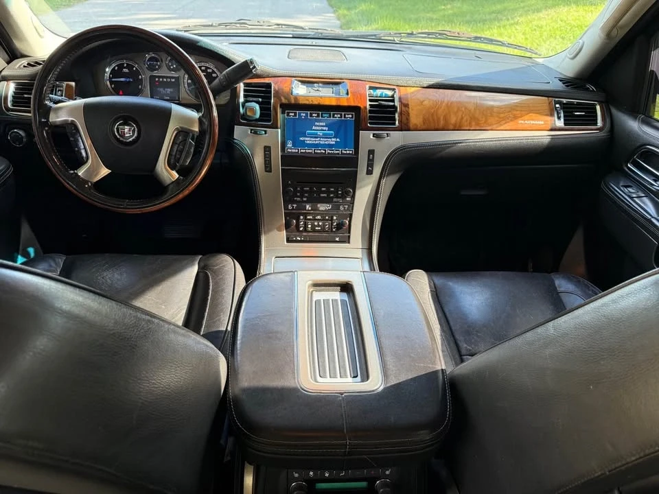 2012 Cadillac Escalade & EXT 3rd Gen - Image 13 of 16