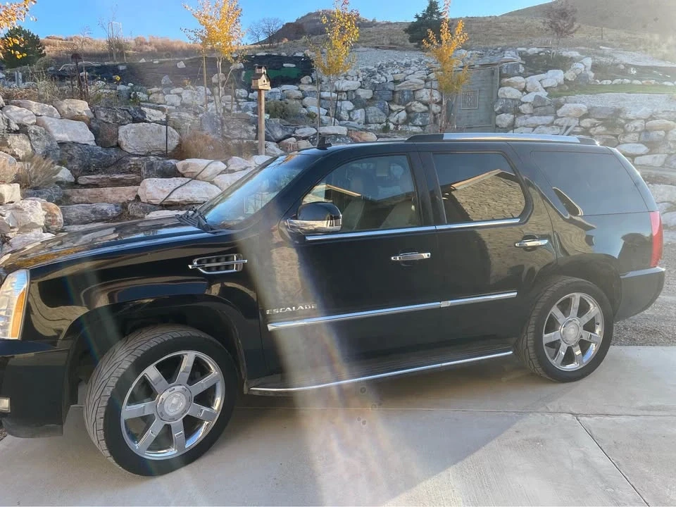 2012 Cadillac Escalade & EXT 3rd Gen - Image 5 of 12