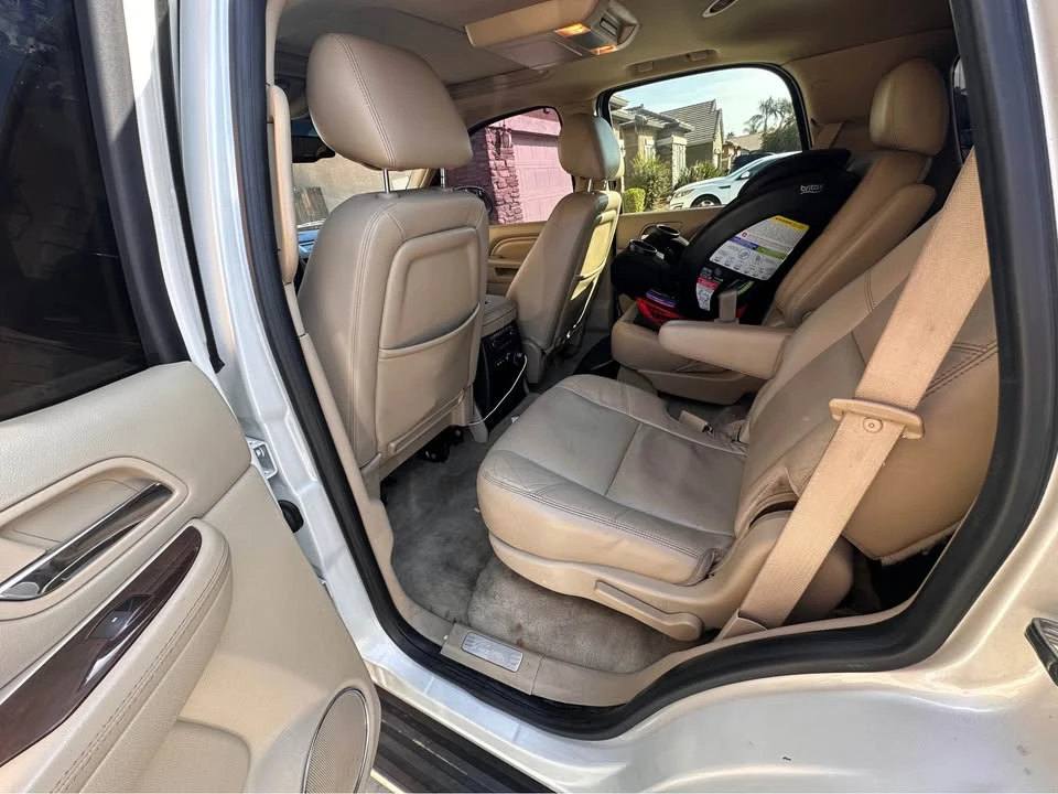 2012 Cadillac Escalade & EXT 3rd Gen - Image 11 of 12