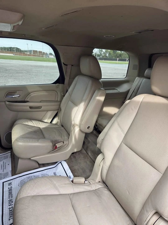 2012 Cadillac Escalade & EXT 3rd Gen - Image 4 of 7