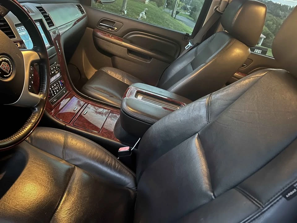 2012 Cadillac Escalade & EXT 3rd Gen - Image 7 of 11