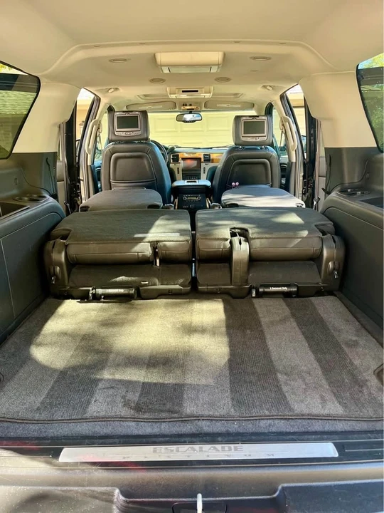 2012 Cadillac Escalade & EXT 3rd Gen - Image 12 of 19