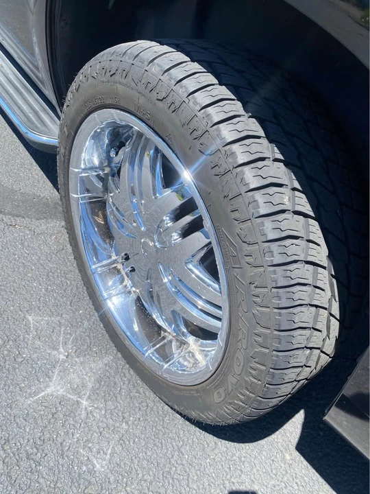 2012 Cadillac Escalade & EXT 3rd Gen - Image 7 of 9