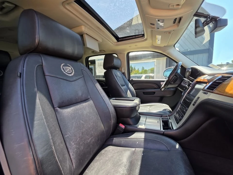 2012 Cadillac Escalade & EXT 3rd Gen - Image 15 of 17