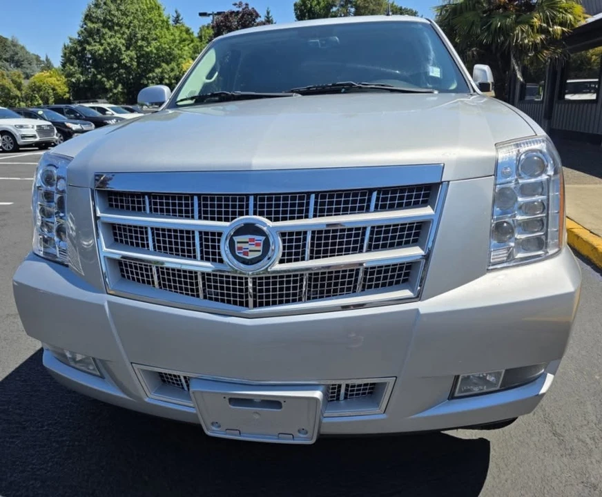 2012 Cadillac Escalade & EXT 3rd Gen - Image 7 of 17
