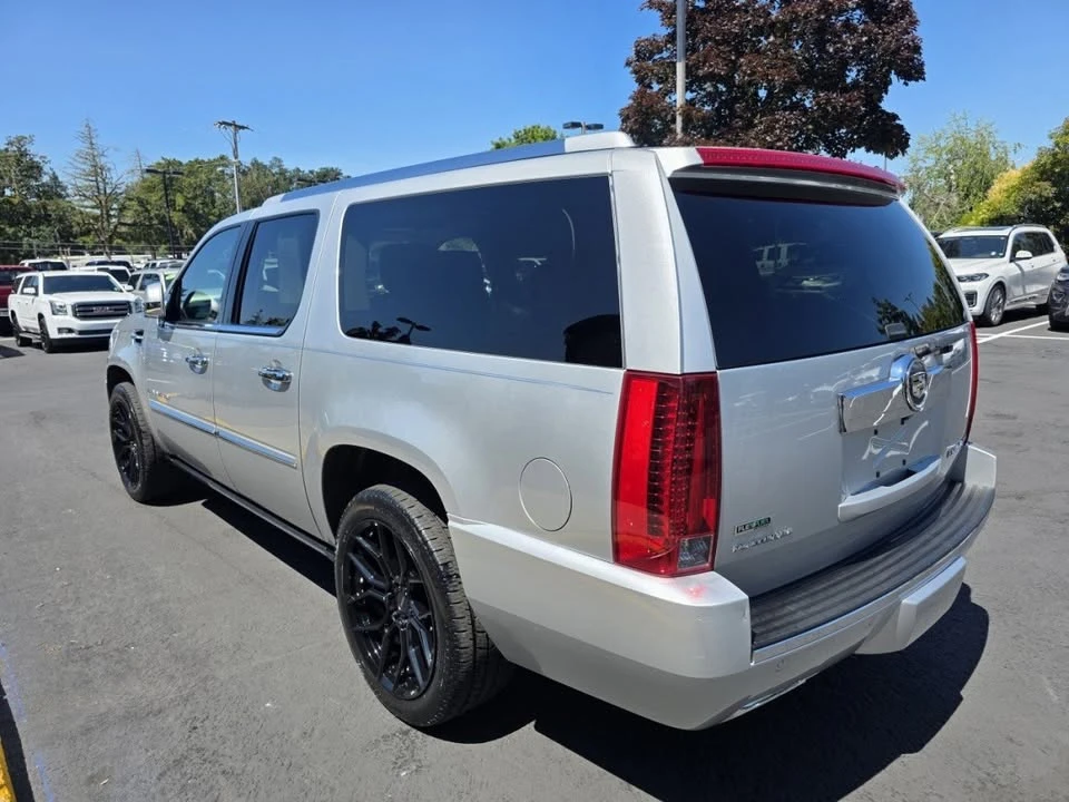 2012 Cadillac Escalade & EXT 3rd Gen - Image 5 of 17