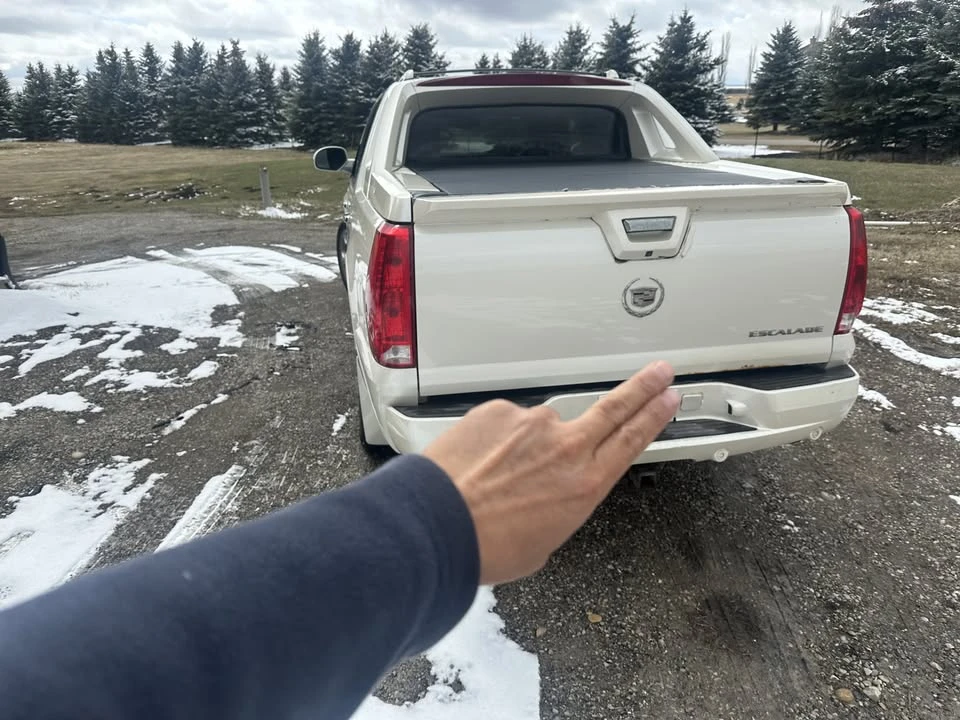 2012 Cadillac Escalade & EXT 3rd Gen - Image 3 of 8